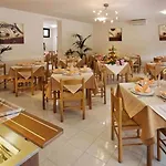 Roma 3* رافيننا