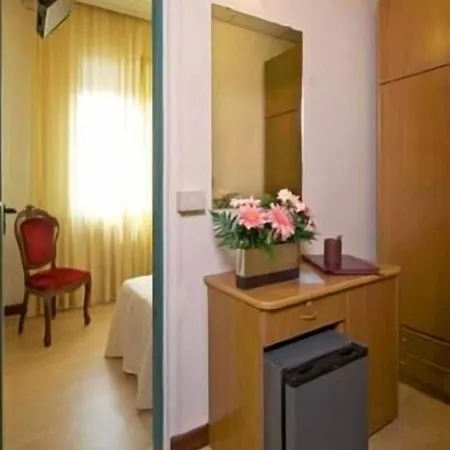 Roma Ξενοδοχείο