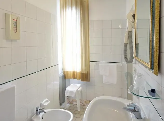 فندق Roma رافيننا